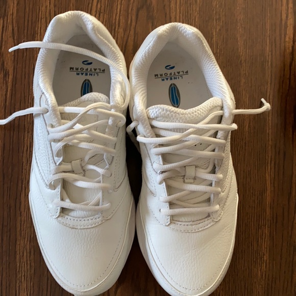 brooks platform shoes